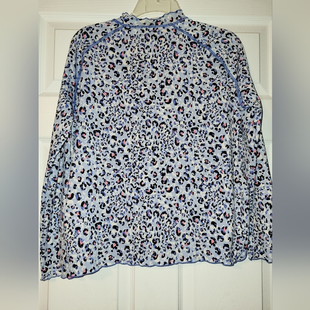 Coolibar Sea Island Ruffle Rash Guard Shirt Girls Youth Size XLarge Blue Leopard - Picture 3 of 7